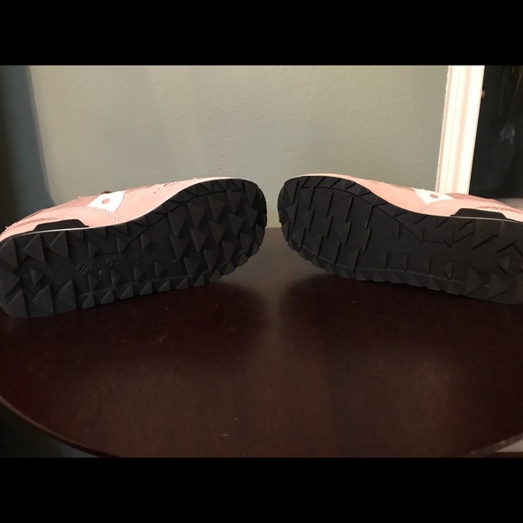 Never worn! - Picture 3 of 4